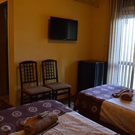 Dionis Hotel 2*